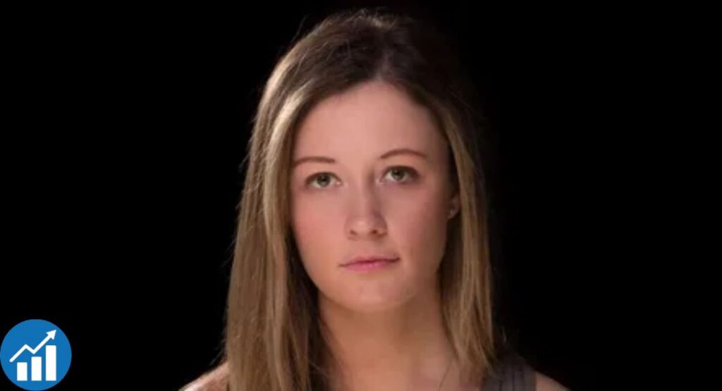 Emma Vigeland portrait with light brown hair, studio-lit against a black background with analytics icon.