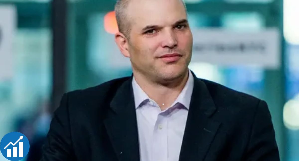 Matt Taibbi, American journalist and author, headshot.